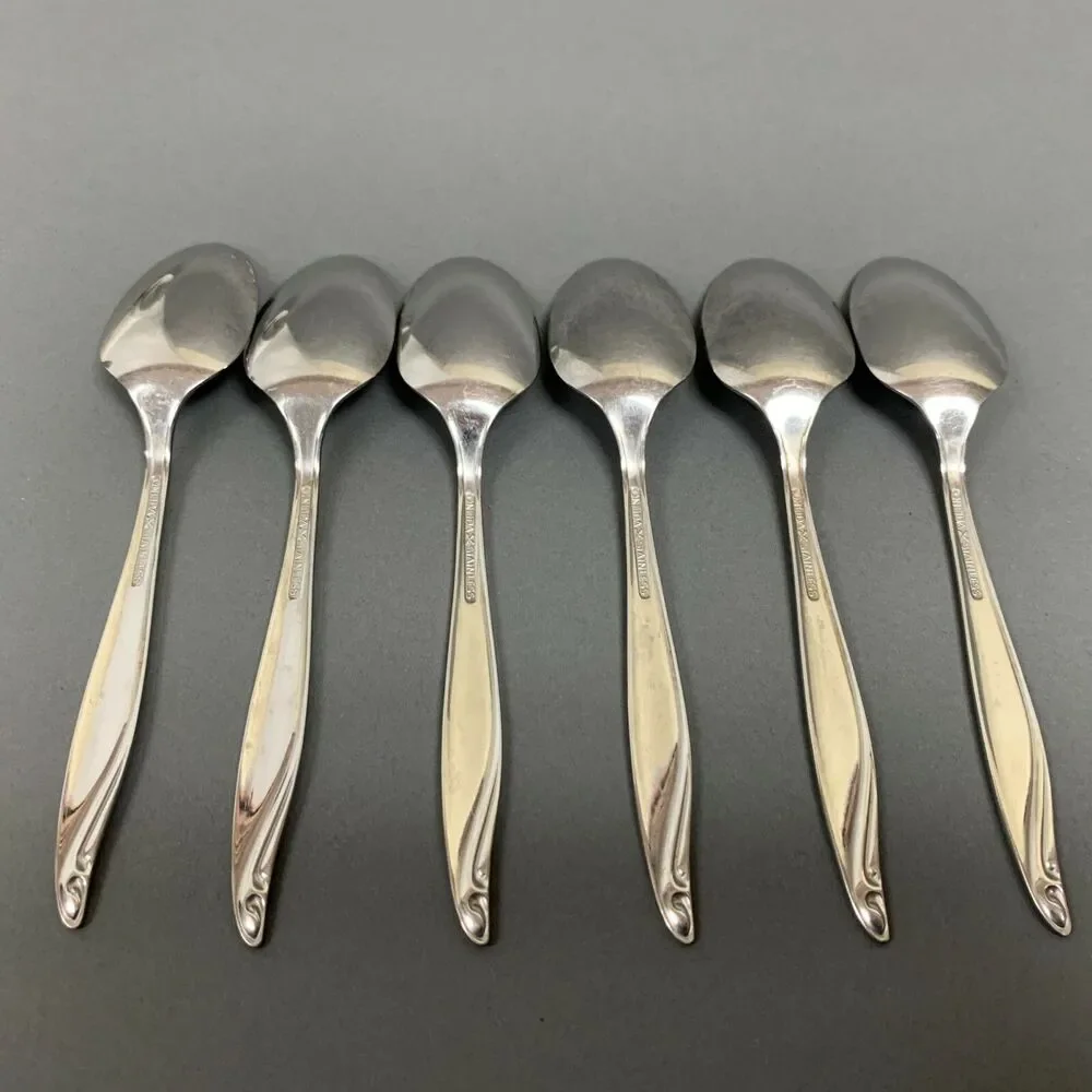 Wm. A. Rogers Oneida Surf Club Stainless Oval Soup Spoons Lot of 6‎